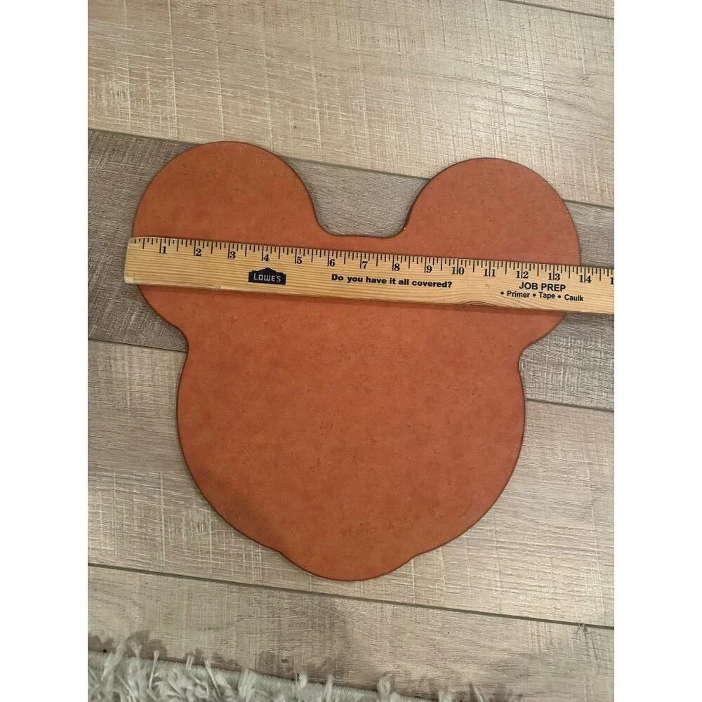 DISNEY MICKEY MOUSE CUTTING BOARD